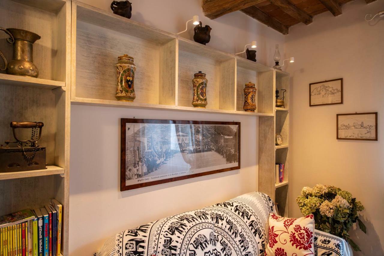 Ferienwohnung La Casina Di Pia Montieri Exterior foto